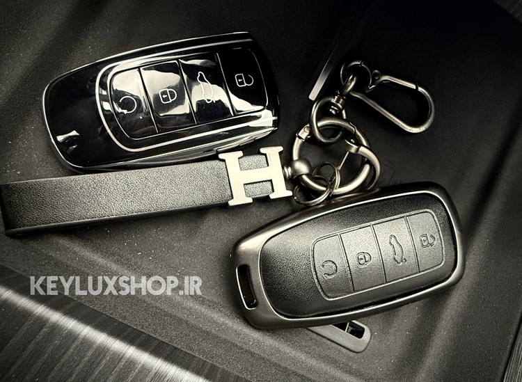 کاور ریموت آریزو 6 GT چرم و فلز لاکچری همراه با بندست مشکی