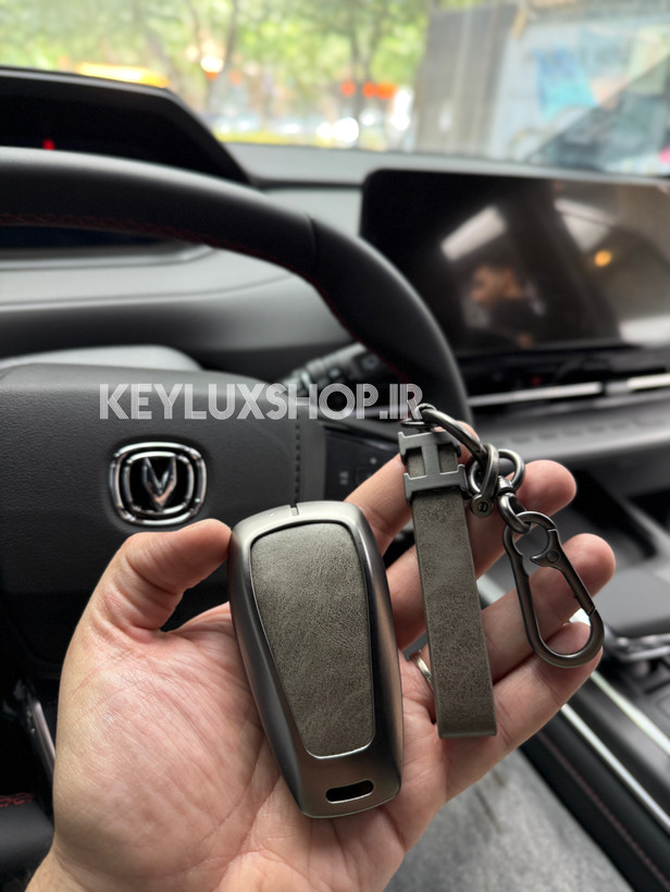 کاور ریموت چانگان CS55 چرم و فلز لاکچری همراه با بندست